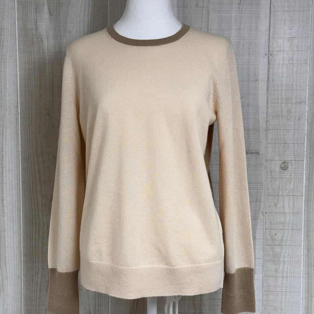 Everlane Cashmere Sweater Women's Cream/Tan Minimalist Quiet‎ Luxury Crew Neck M